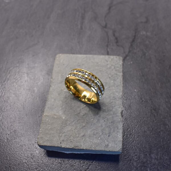 Double zircon line